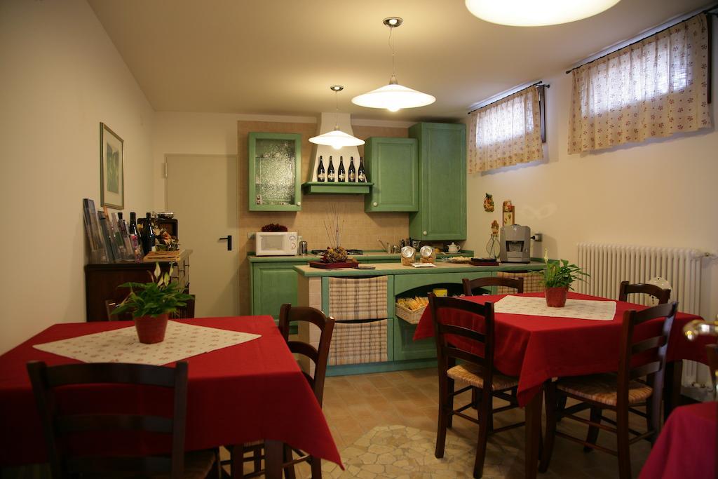 Cascina Lavaroni Buttrio Buitenkant foto