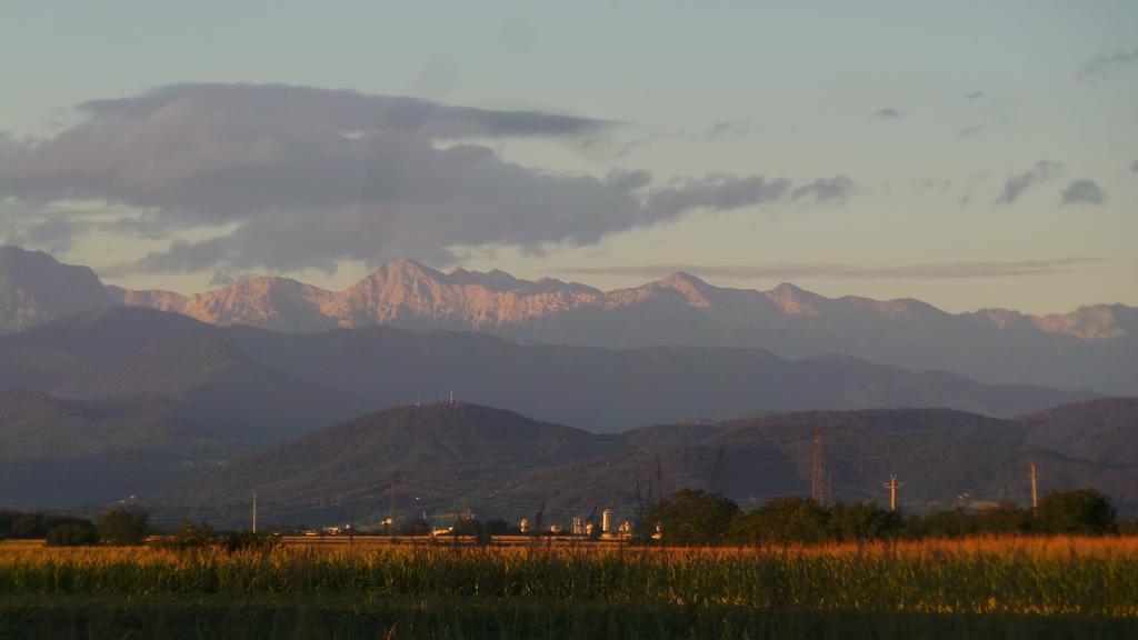 Cascina Lavaroni Buttrio Buitenkant foto